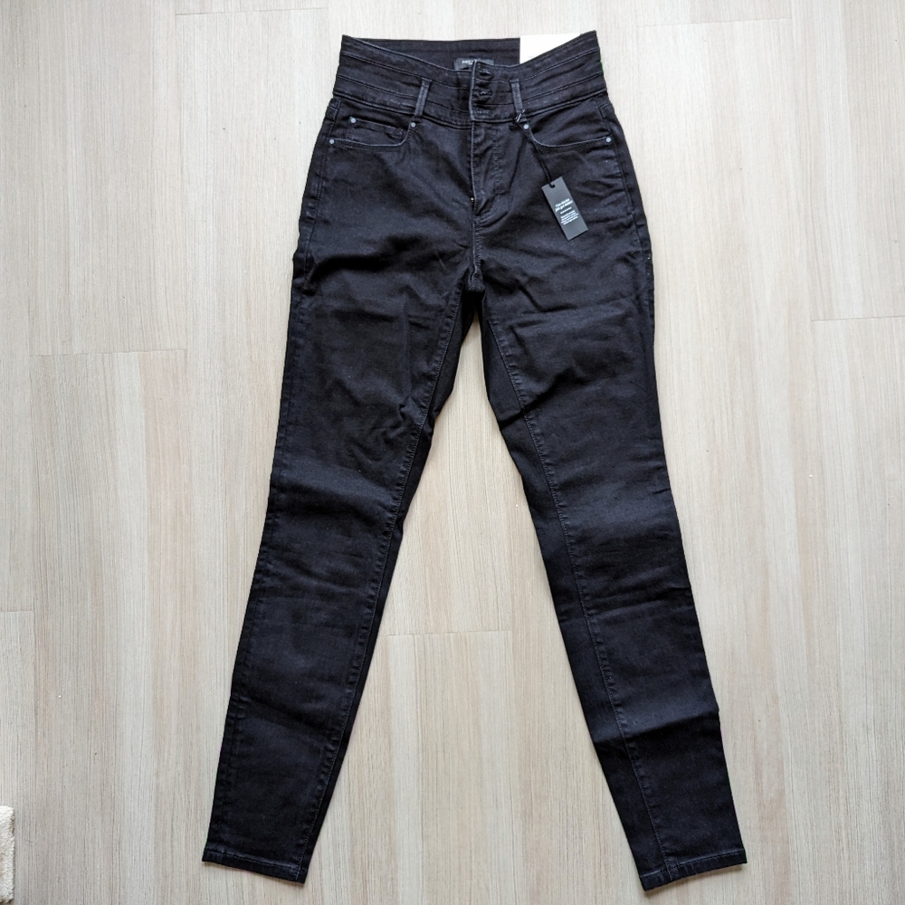 Ann Taylor Black High Rise Curvy Button Fly Tall Skinny Jeans